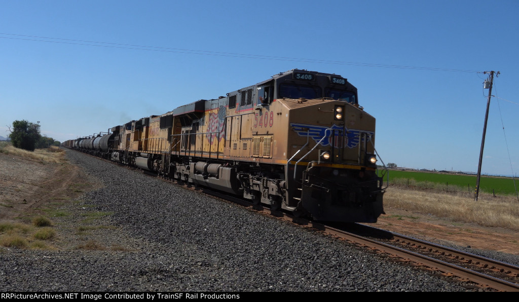 UP 5408 Leads the MPDRV 18